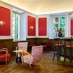 Paradiso Отель Арона