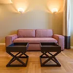 Paradiso 4*
