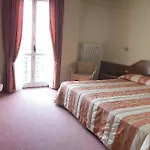 Отель Paradiso Арона
