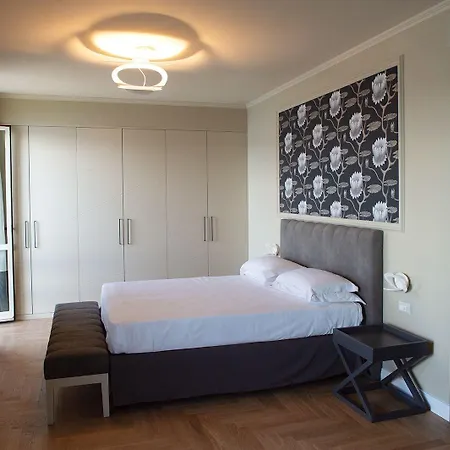 Paradiso Hotel Arona