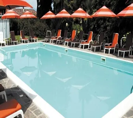 Hotel Paradiso